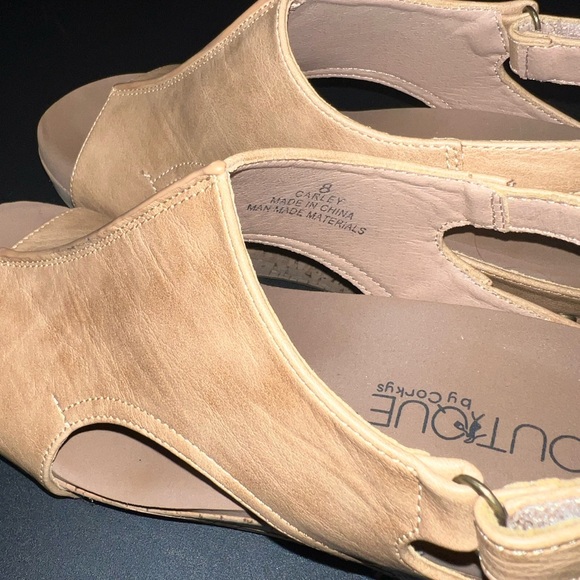 Corkys Women's Carley Wedge Sandal - Taupe Size 8 - Picture 7 of 13